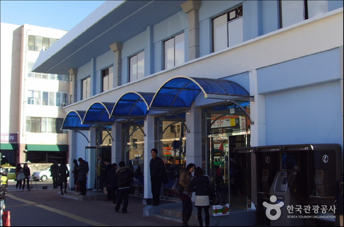 晋州高速巴士客运站(진주고속버스터미널)