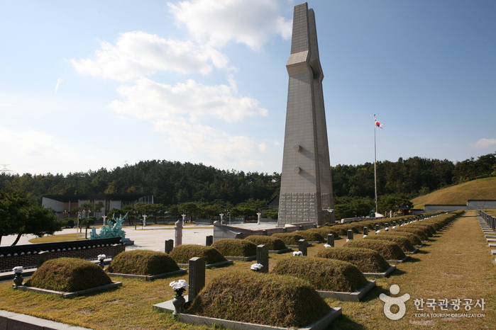 国立5.18 墓地국립 5.18 민주묘지 国立5.18 墓地국립 5.18 민주묘지