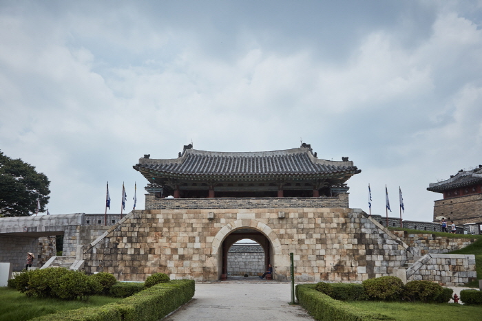 华西门(화서문)