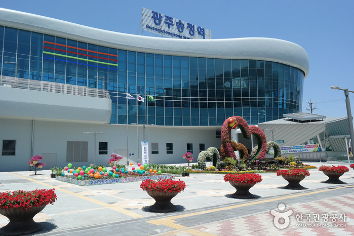 光州松汀站(광주 송정역) 光州松汀站(광주 송정역)