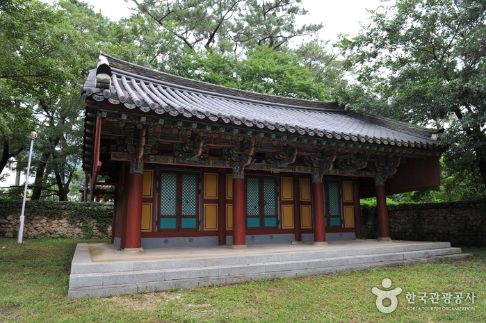 谷城檀君殿(곡성 단군전) 谷城檀君殿(곡성 단군전)