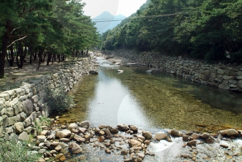 Songgyegyegok Valley (송계계곡) Songgyegyegok Valley (송계계곡)