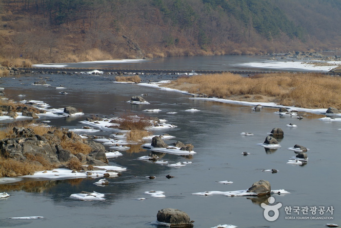 Seomgang River (Seomgang Resort) (섬강(섬강유원지))