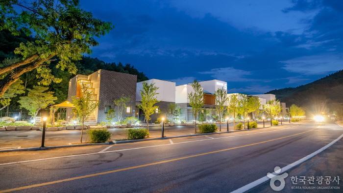 BROOK5 [Korea Quality] / 브룩5(BROOK5) [한국관광 품질인증]