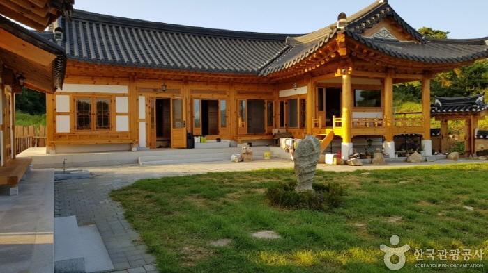 Pungsongjae [Korea Quality] / 풍송재 [한국관광 품질인증]