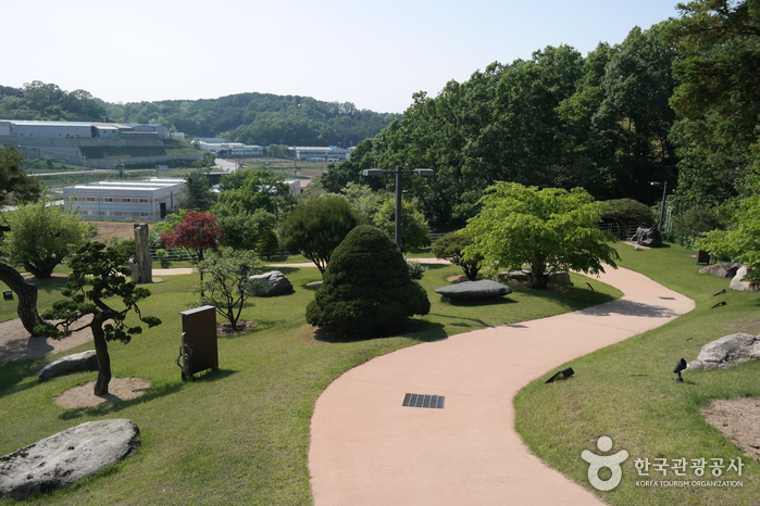 Soulone Botanical Garden (소울원)