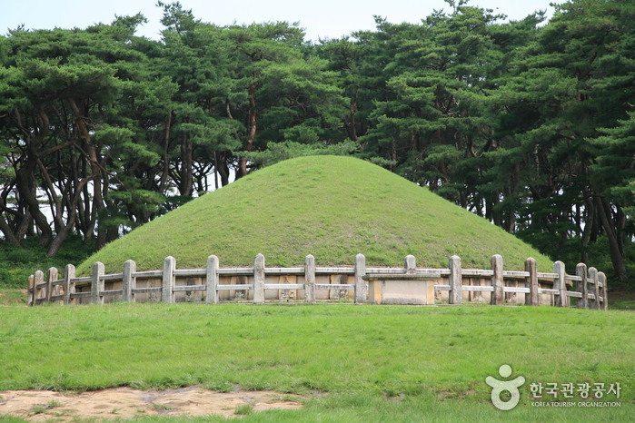 Tomb of King Wonseong (경주 원성왕릉)