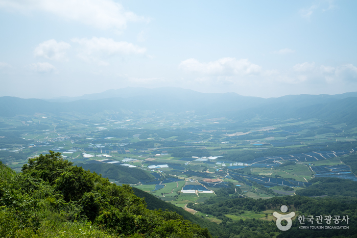 Eulji-Observatorium (을지전망대) Eulji-Observatorium (을지전망대)