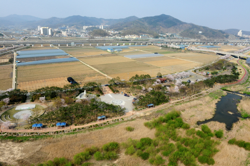 강변공원