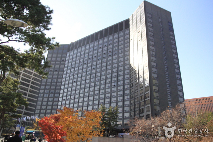 Millennium Seoul Hilton (밀레니엄 서울힐튼호텔) Millennium Seoul Hilton (밀레니엄 서울힐튼호텔)