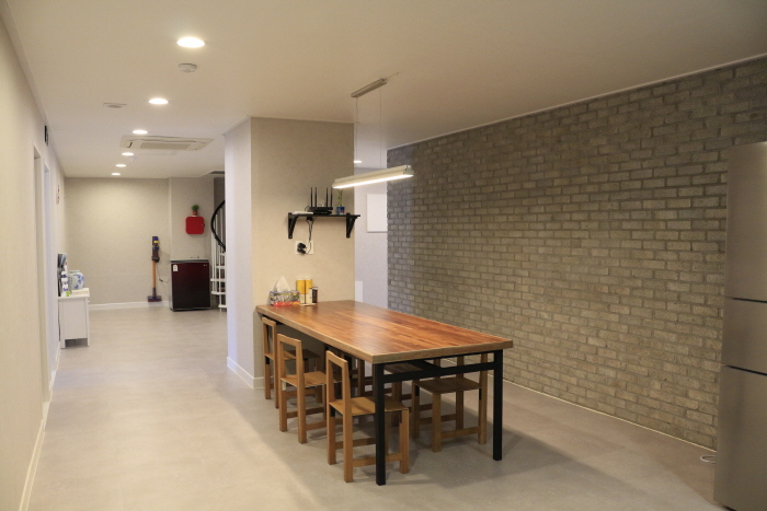 Deungdae (Lighthouse) Guesthouse [Korea Quality] / 등대게스트하우스 [한국관광 품질인증]