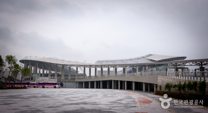 Estadio Principal de la Asiad de Incheon (인천아시아드주경기장)