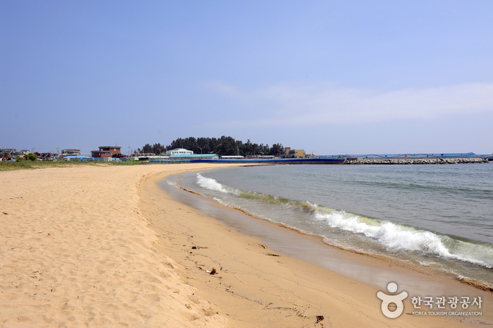 Playa Bongsudae (봉수대해변)