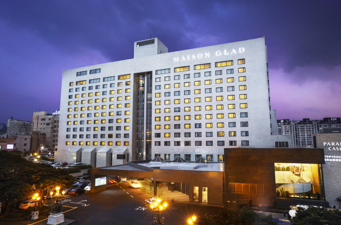 Maison Glad Jeju (메종글래드 제주) Maison Glad Jeju (메종글래드 제주)