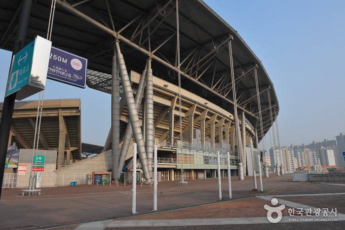 Estadio de la Copa Mundial de Suwon (수원월드컵경기장)